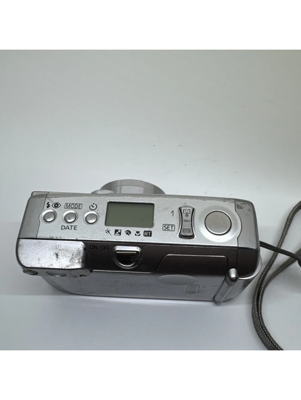 Canon Sure Shot 150u Date 35mm Film Point & Shoot Zoom Camera 38-150mm UNTESTED